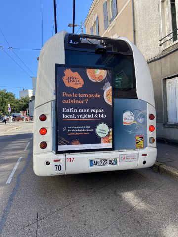affiche de bus utopeaz